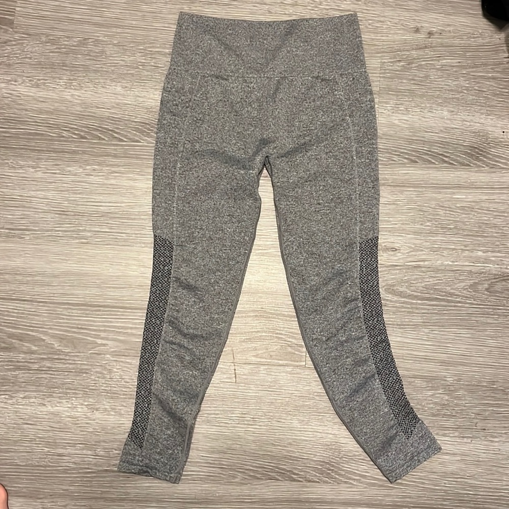 Fabletics leggings - fit small